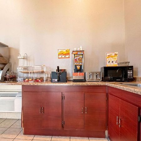 Econo Lodge Kent Zewnętrze zdjęcie